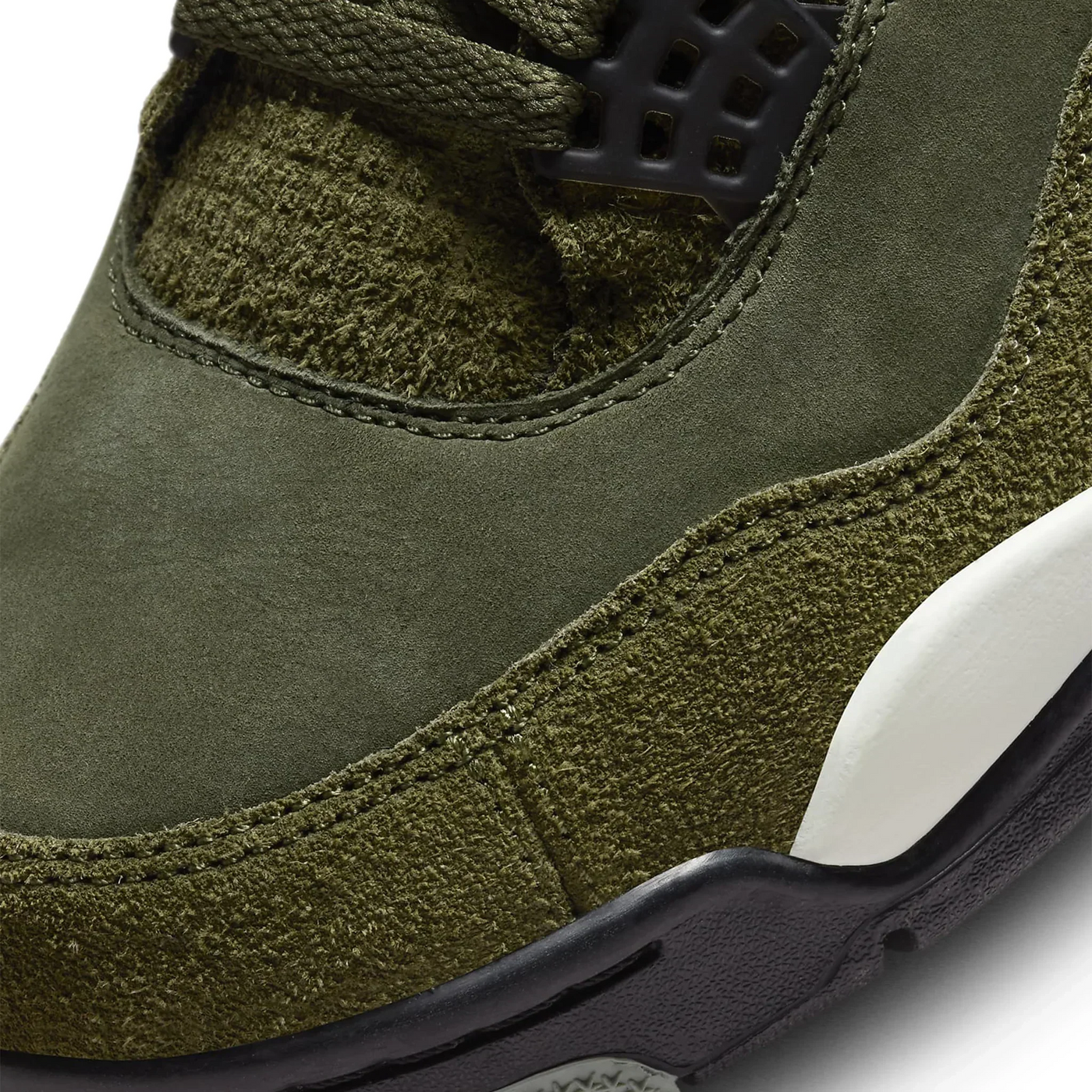 AJ4 Retro SE Craft Olive