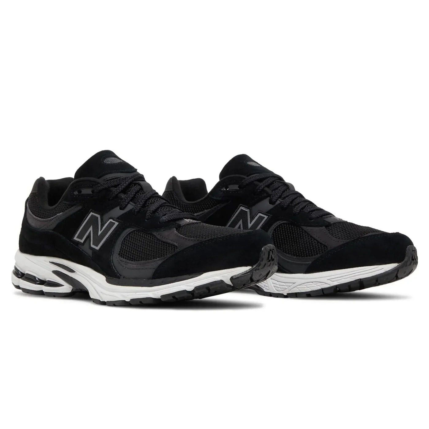 NB 2002R Black Gunmetal