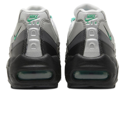 AM 95 - Stadium Green